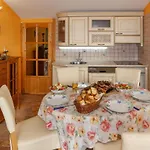 Seaside House With A Swimming Pool Okrug Donji, Ciovo - 13428 Ferienhaus *